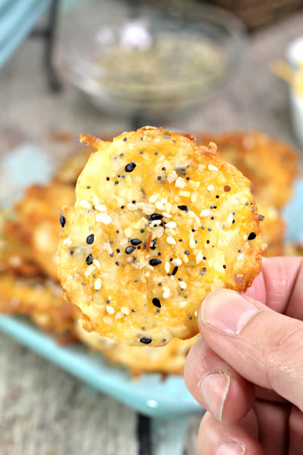 Keto Chips - BEST Low Carb Everything Bagel Cheese Chip Recipe {Easy - Homemade}