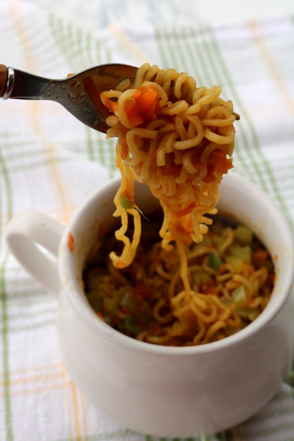 Microwave Chow Mein! Best Microwave Recipes In A Mug For One – Easy | Simple | Tasty Food